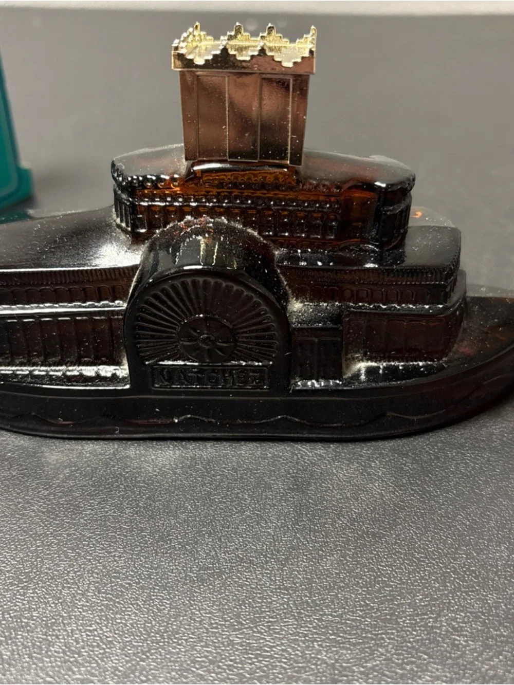 Vintage Avon Side Wheeler Bottle Decanter Wild Country After Shave Full With Box